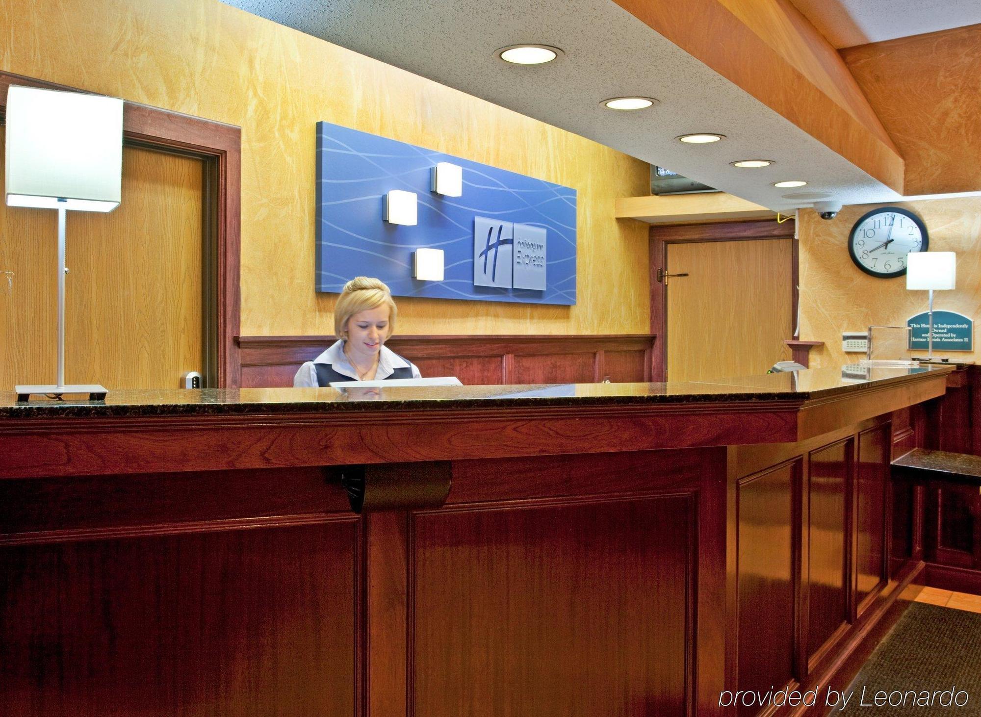 Holiday Inn Express Hotel Pittsburgh-North/Harmarville By Ihg מראה חיצוני תמונה