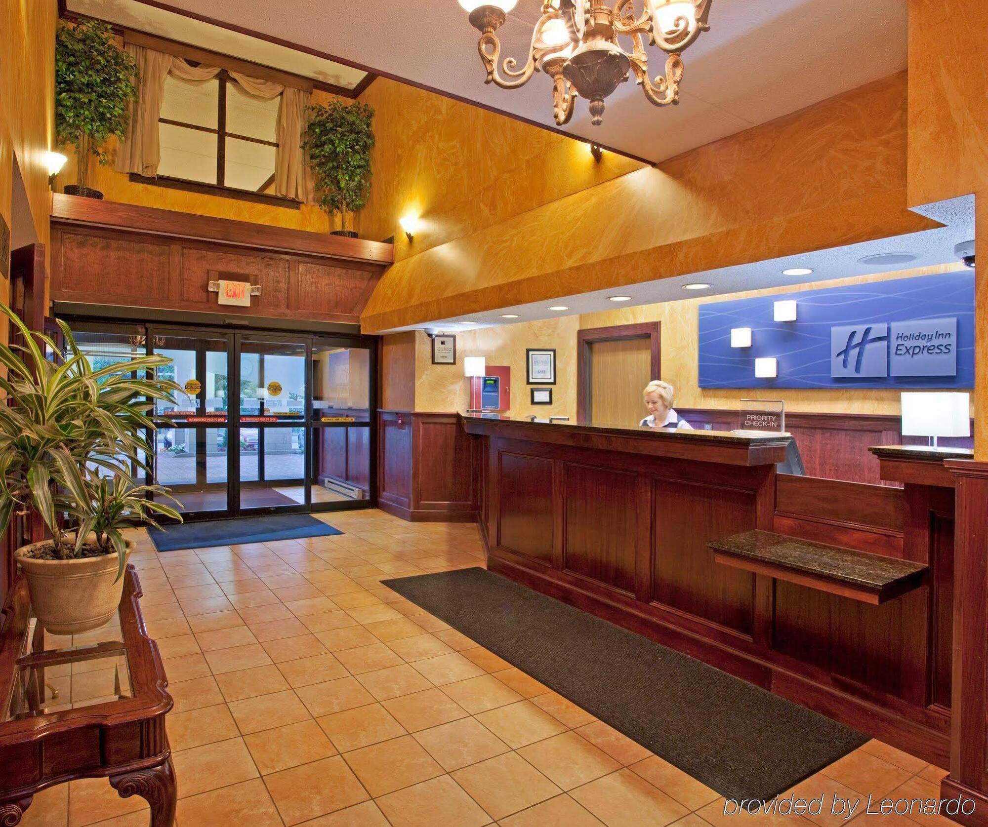 Holiday Inn Express Hotel Pittsburgh-North/Harmarville By Ihg מראה חיצוני תמונה