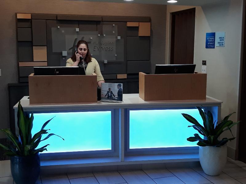 Holiday Inn Express Hotel Pittsburgh-North/Harmarville By Ihg מראה חיצוני תמונה